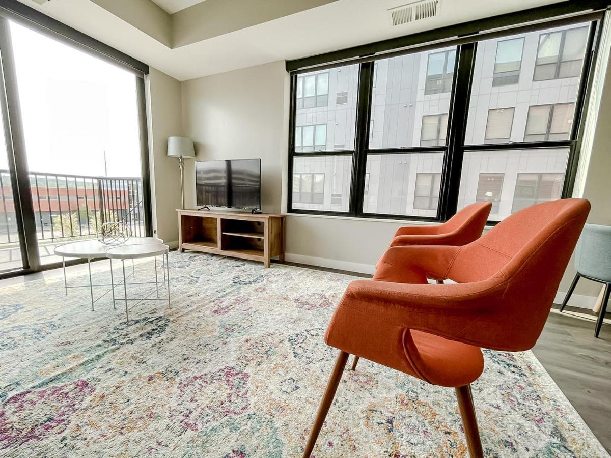 Sleepover Premier Downtown Des Moines Apartments Eksteriør billede